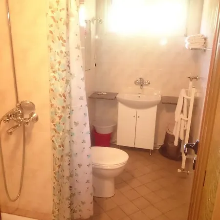 بيت ضيافة Koral سوزوبول